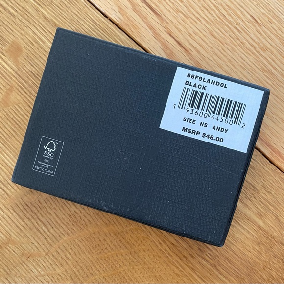 NWT authentic MK leather card wallet black - Picture 5 of 5